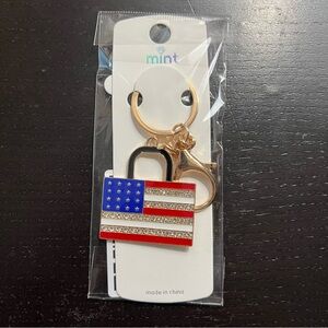 3/$12 💥🆕 American Flag Patriotic Rhinestone Keychain or Purse Charm | 4103